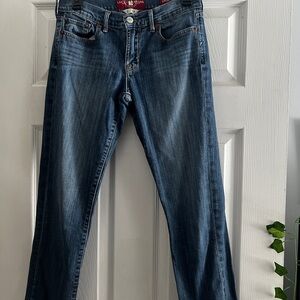 Lucky Brand women’s Dark Blue Straight Jeans